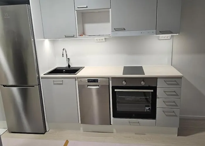 Brand New On Kakola Hill